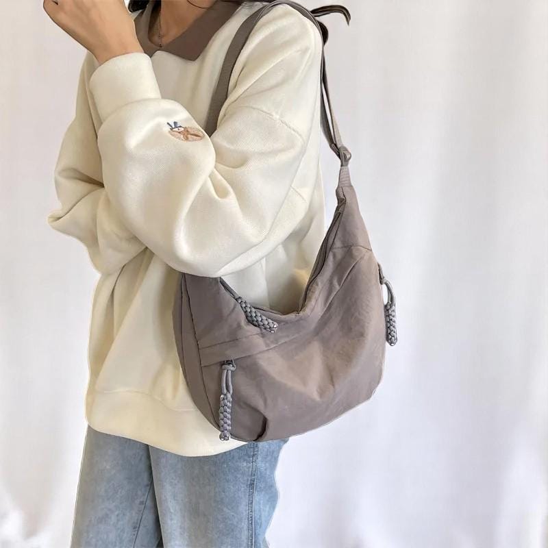 Nylon Crossbody Shoulder Bag: Lightweight Travel Tote - 2025 Edition