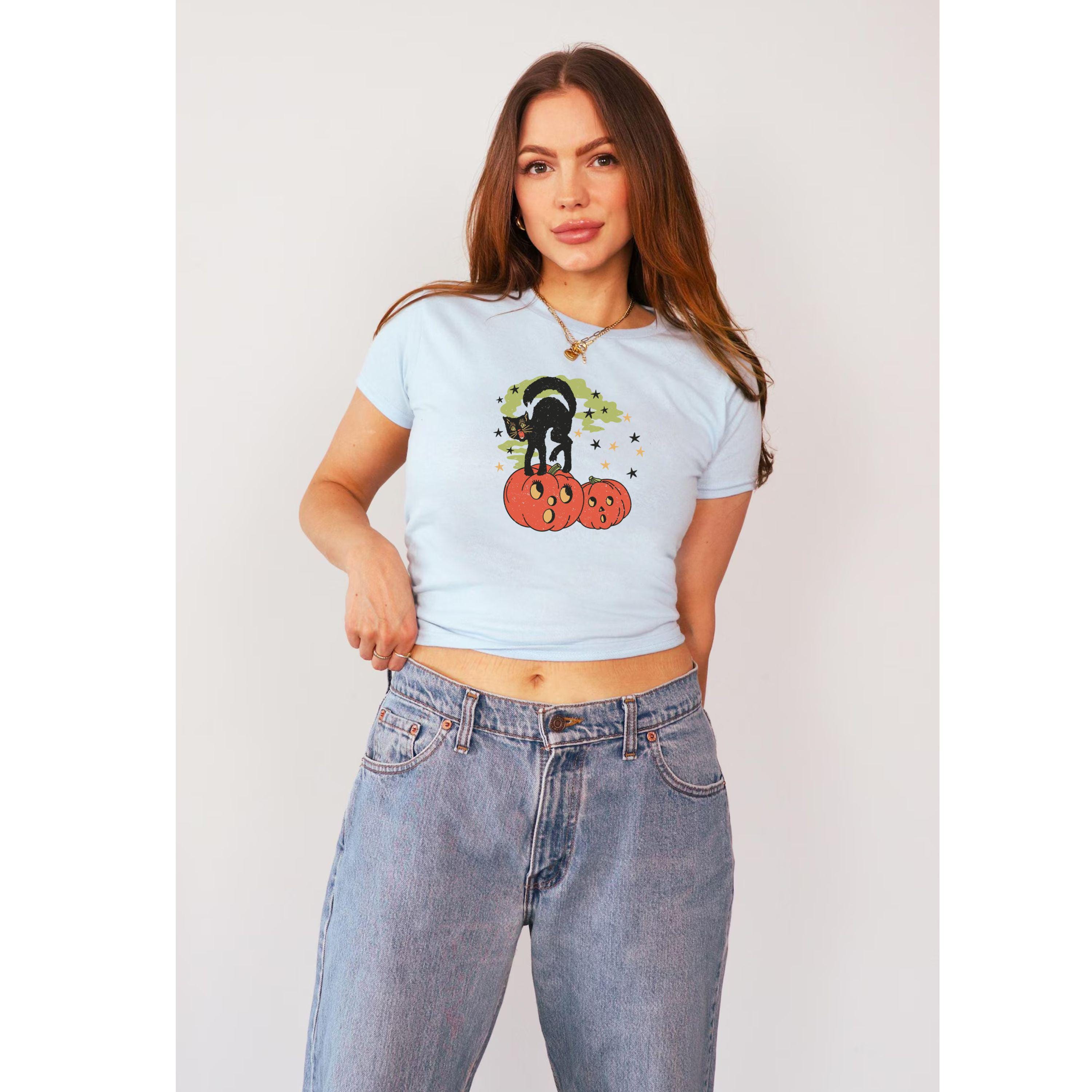 80s Vintage Inspired Halloween Baby Tee, Cat Mom T-shirt Retro Halloween Graphic Tee Witch Kitten Pumpkin Season Unisex Shirt for Fall