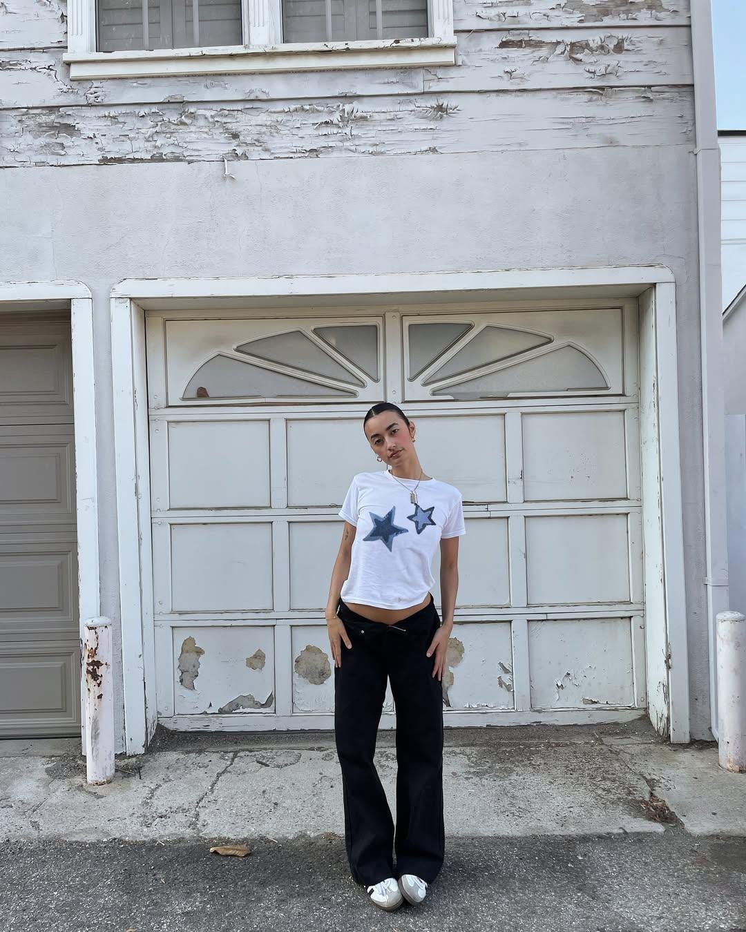 Blue Stars Womens Graphic Baby Tee Two Denim Star T-Shirt Trendy Aesthetic 90s Grunge Cool Girl Crop Top Gift For Her