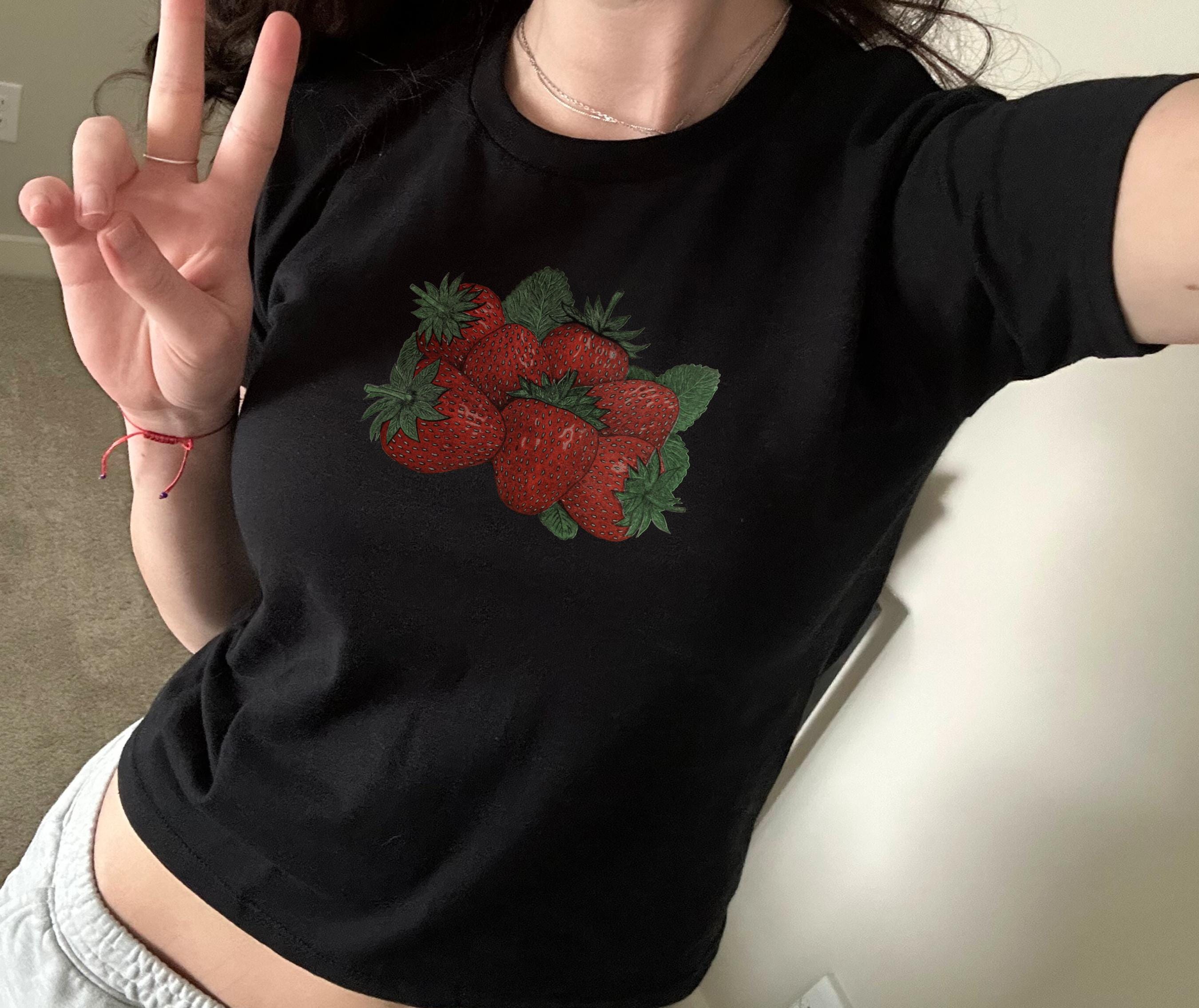 Painted Strawberries Baby Tee • 100% USA Cotton • Vintage Farmers Market T-Shirt • Cute Fruit Ad Graphic Shirt • Retro 90s 00s Fitted Tshirt