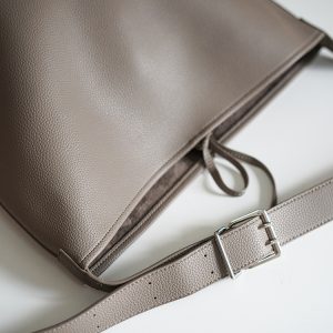 Large Capacity Solid Color Simple Lychee Pattern Bucket Bag