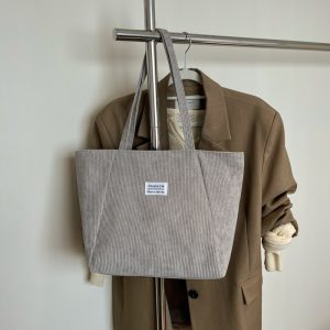 Korean-style Fashionable Commuter Tote Bag for Class and Easy Styling