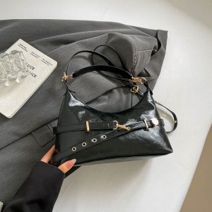 Versatile Women's Fringe Crossbody Bag for Every Occasion