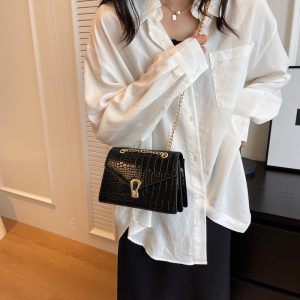 Versatile Women's Solid-color Crocodile-print Chain Crossbody Bag