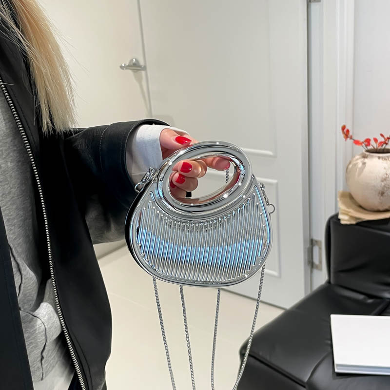 European and American-style Fashion Contrast-color Em - Chain Crossbody Bag