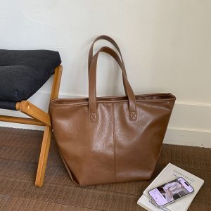 Fashionable Large Tote Bag: Vintage Style for Casual Outings