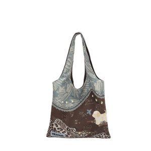 Sleek Leopard Print Commuter Tote: Perfect for Work or Everyday Use