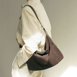 Premium Leather Commuter Tote: Stylish Shoulder Crossbody Bag for Daily Use