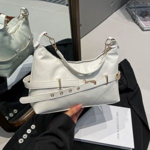 Versatile Women's Fringe Crossbody Bag for Every Occasion