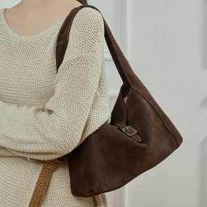 Luxury Vintage Top Handle Bag Crafted from Premium Materials