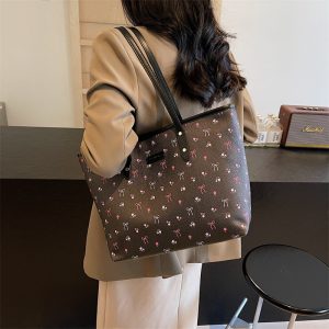 Chic Print Women's Elegant High-capacity Commuter Tote for Stylish Travel