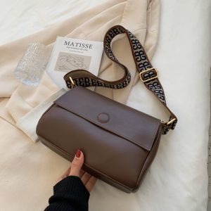 Autumnwinter Retro Wide-strap Crossbody Versatile in - Fringe Crossbody Bag