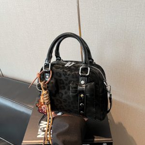 Trendy Handheld Pillow Bag: Your Must-have Fringe Crossbody Bag