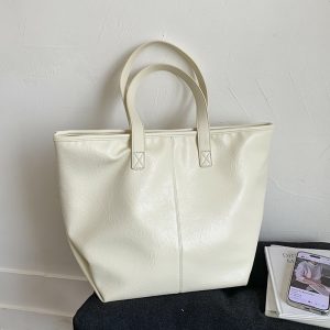 Fashionable Large Tote Bag: Vintage Style for Casual Outings
