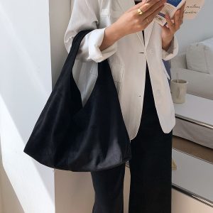 Womens Casual Retro Shoulder Bag for Stylish Everyday Fashion