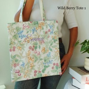 Embroidered Floral Tote Bag, Custom Canvas Bag, Tulip Kawaii Purse, Vintage Aesthetic Tote, Personalized Gift for Her, Soft Girl Bag