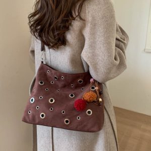 Chic Retro Shoulder Bag: Stylish Tote for Women with Vintage Flair