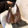 Trendy Korean-style Retro Shoulder Bag for Chic Commuters