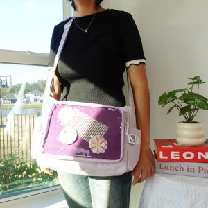 Ita Bag Crossbody, Kawaii Pink Ita Bag with Clear Window, Anime Crossbody ItaBag, Aesthetic Pin Display Purse, Japanese Fashion Gift for Her