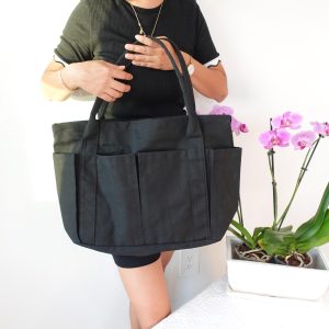 Personalized Canvas Duffle Bag: Large Tote with Zipper & Pockets