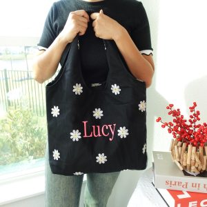 Personalized Daisy Embroidered Tote Bag: Custom Handmade Floral Purse