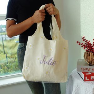 Personalized Daisy Embroidered Tote Bag: Custom Handmade Floral Purse