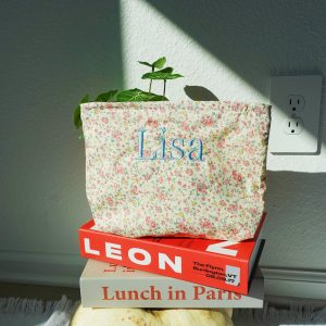 Personalized Floral Makeup Bag, Custom Name Cosmetic Pouch, Vintage Flower Toiletry Bag, Bridesmaid Gift, Travel Zipper Pouch, Canvas Makeup