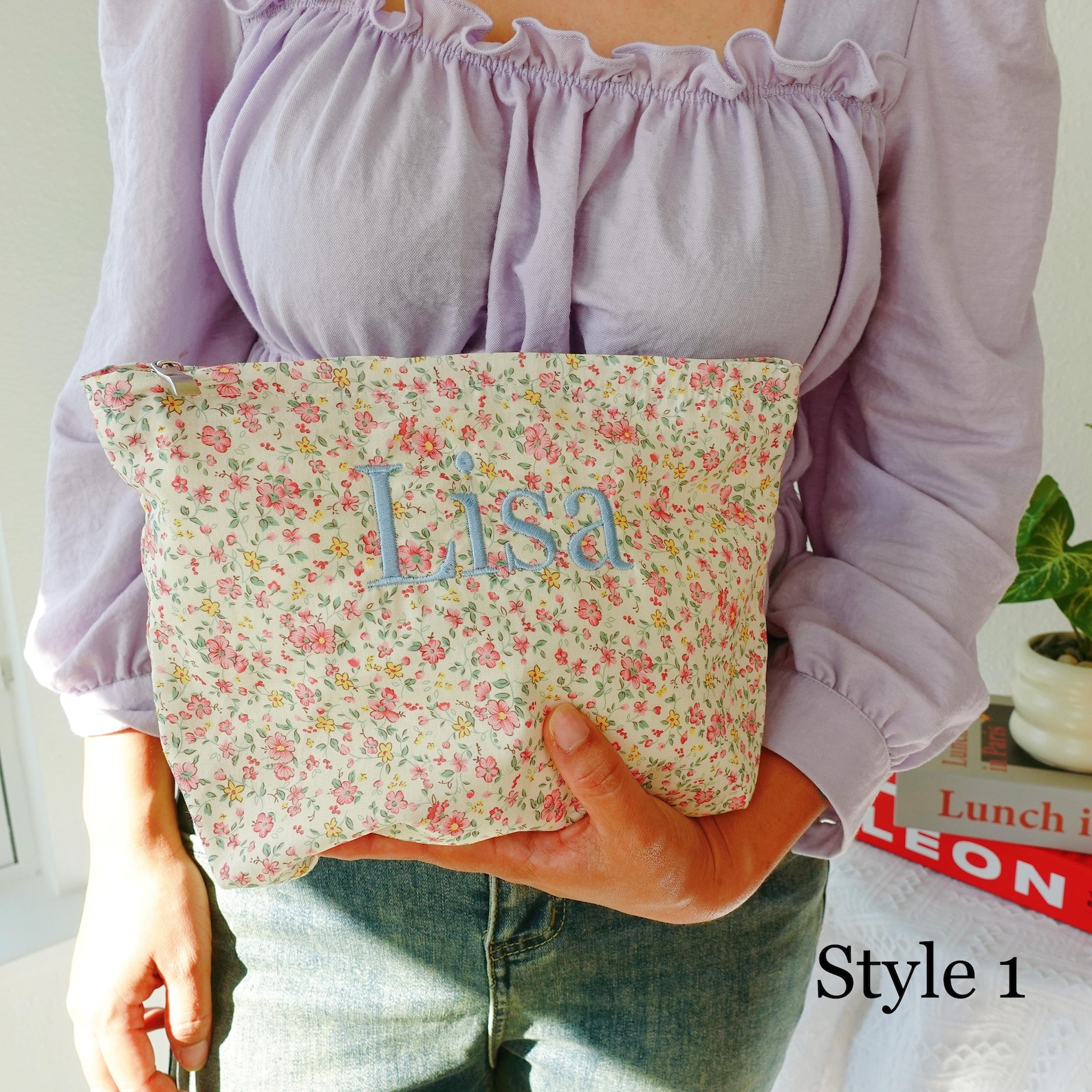 Personalized Floral Makeup Bag, Custom Name Cosmetic Pouch, Vintage Flower Toiletry Bag, Bridesmaid Gift, Travel Zipper Pouch, Canvas Makeup