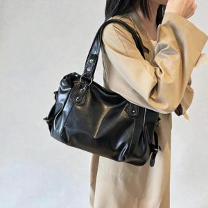 Retro Vegan Leather Shoulder Tote: Classic Large-Capacity Crossbody for Women