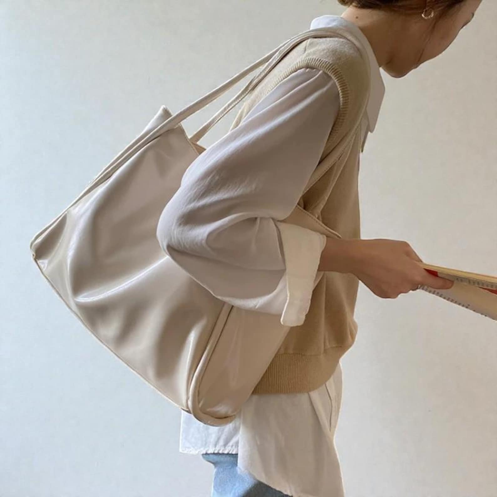 Soft Vegan Retro Tote – Spacious Women’s Underarm Shoulder Bag Fashion Elegant Purse