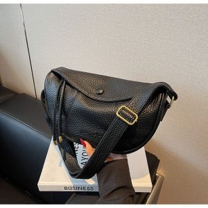 Stylish Shoulder Ita Bag for Work and Commuting Needs